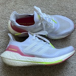 Adidas Ultra Boost Tennis Shoes